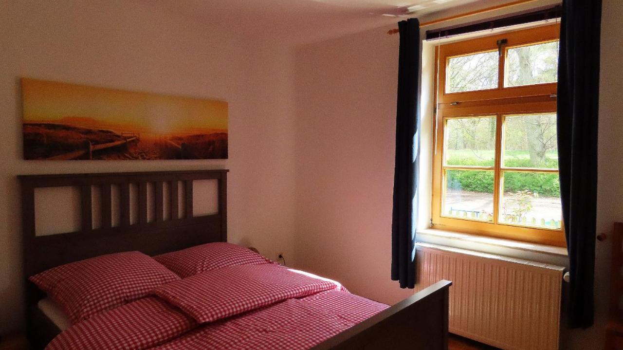 Ferienwohnung "Specker Krug" Kargow Extérieur photo
